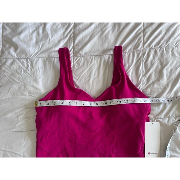 New Lululemon Align Tank Top Cropped Size 14 Passionate Pink LWEITS Bra Built In - Picture 4 of 10